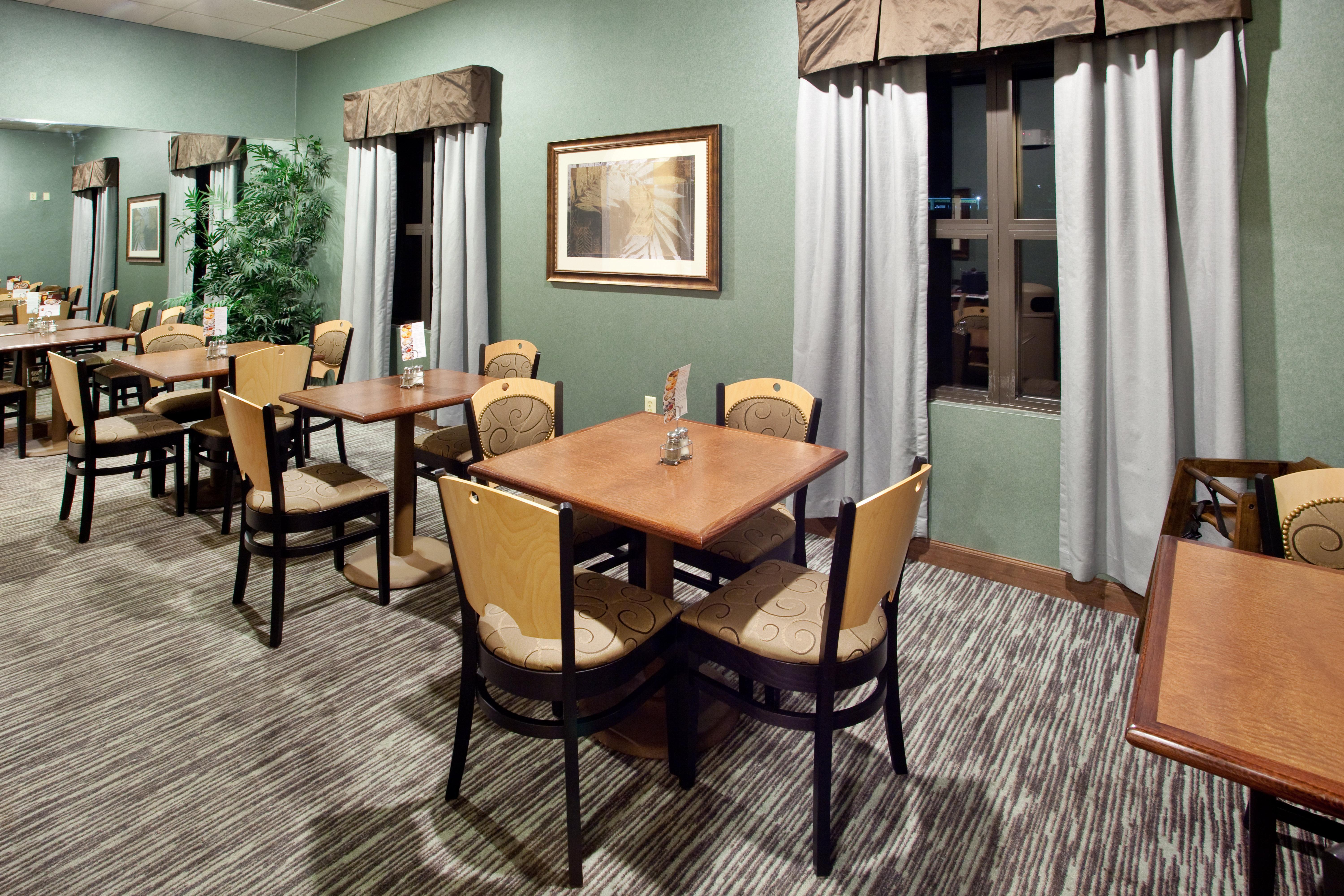 Wingate By Wyndham Waynesboro Hotel Ngoại thất bức ảnh