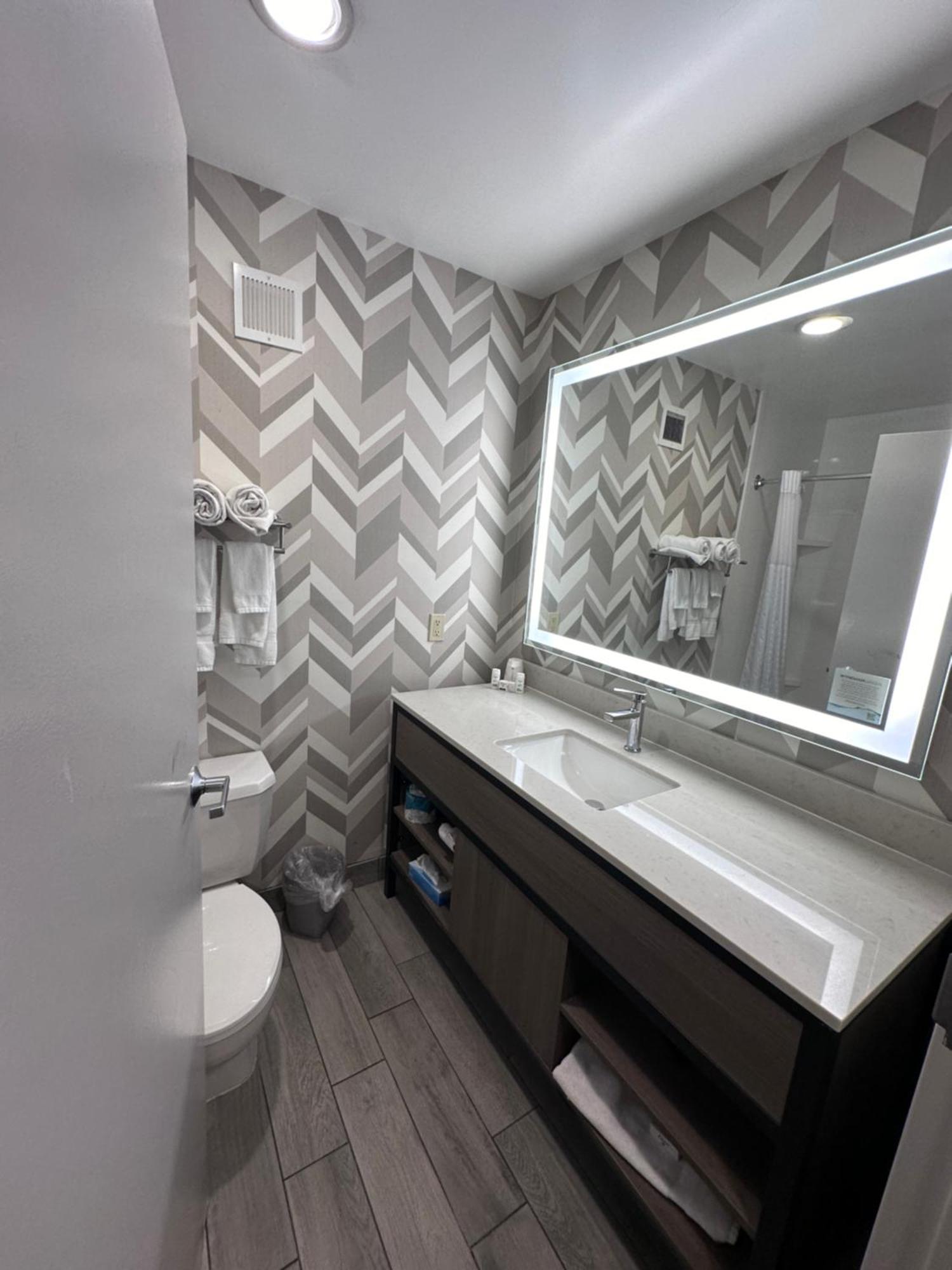 Wingate By Wyndham Waynesboro Hotel Ngoại thất bức ảnh